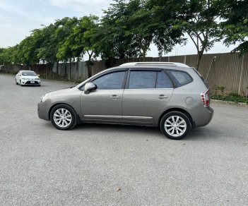 Kia Carens 2011 - Xe màu xám giá ưu đãi