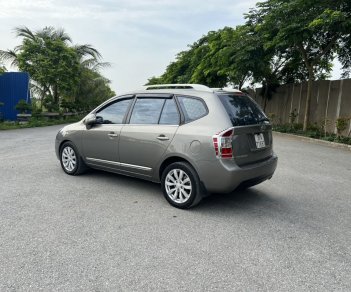 Kia Carens 2011 - Xe màu xám giá ưu đãi