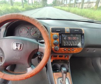Honda Civic 2004 - Màu bạc