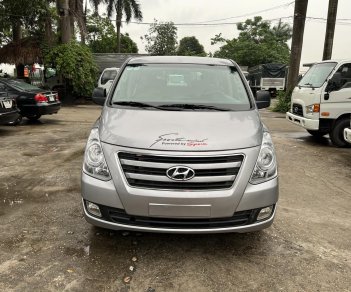 Hyundai Starex 2016 - 9 chỗ máy dầu, số sàn - Xe biển tỉnh đã rút hồ sơ cầm tay