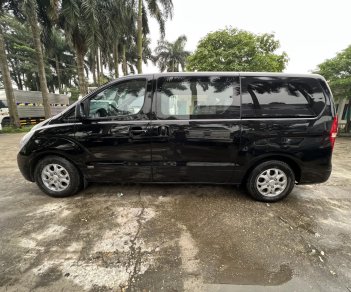 Hyundai Starex 2007 - 5 chỗ tải van 600kg, xe không có niên hạn sử dụng, biển 30F như xe con, đời 2007, máy dầu số sàn