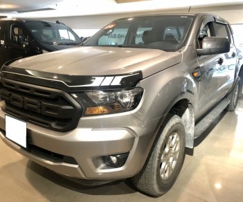 Ford Ranger 2018 - Màu bạc, giá 608tr