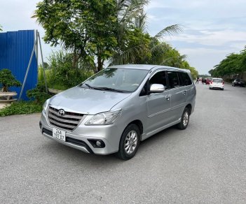 Toyota Innova 2015 - Xe chính chủ giá chỉ 340tr