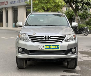 Toyota Fortuner 2014 - Xe màu bạc