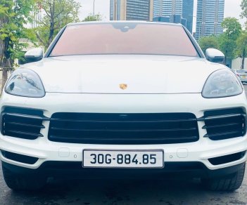 Porsche Cayenne 2015 - Màu trắng, nội thất đen