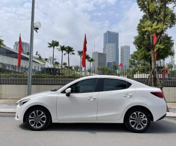 Mazda 2 2018 - Màu trắng, nhập khẩu nguyên chiếc, 488 triệu