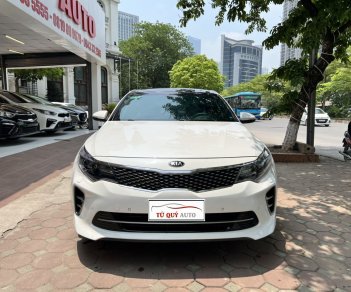 Kia Optima 2016 - Màu trắng