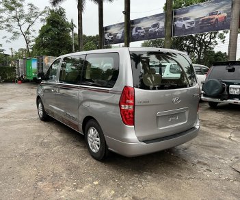 Hyundai Starex 2016 - 9 chỗ máy dầu, số sàn - Xe biển tỉnh đã rút hồ sơ cầm tay