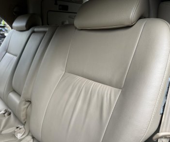 Toyota Fortuner 2014 - Xe màu bạc