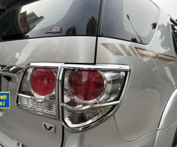 Toyota Fortuner 2014 - Xe màu bạc