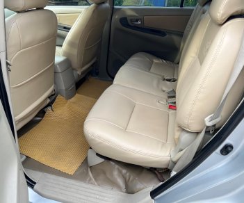 Toyota Innova 2015 - Xe chính chủ giá chỉ 340tr