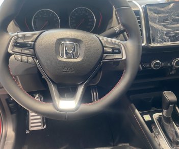 Honda Civic 2022 - trả trước từ 142 triệu rinh ngay em nó