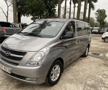 Hyundai Grand Starex 2015 - Bán xe 9 chỗ, máy xăng, số sàn