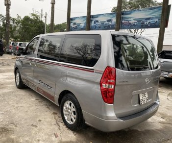 Hyundai Grand Starex 2015 - Bán xe 9 chỗ, máy xăng, số sàn