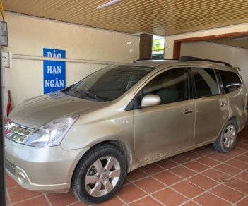 Nissan Grand livina 2011 - Xe còn mới giá tốt 205tr