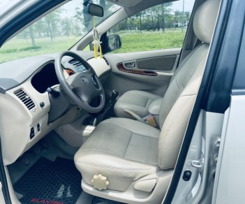 Toyota Innova 2008 - Xe gia đình giá chỉ 288tr