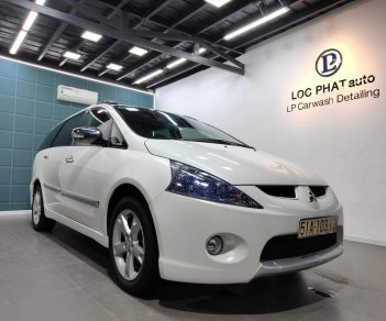 Mitsubishi Grandis 2011 - Bán xe đi đúng 25000 km siêu hiếm