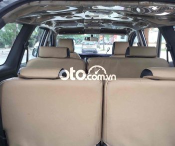 Toyota Innova 2013 - Xe màu bạc giá cạnh tranh