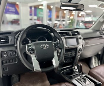 Toyota 4 Runner 2015 - Biển tỉnh, tên tư nhân