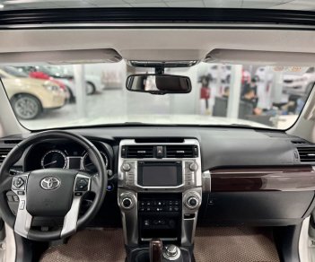 Toyota 4 Runner 2015 - Biển tỉnh, tên tư nhân