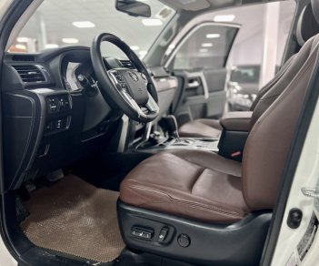 Toyota 4 Runner 2015 - Biển tỉnh, tên tư nhân