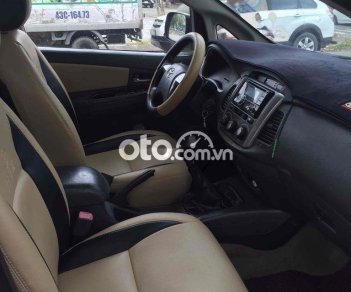 Toyota Innova 2013 - Xe màu bạc giá cạnh tranh