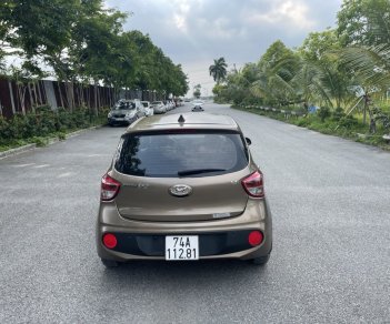 Hyundai Grand i10 2018 - Đăng ký lần đầu 2018, xe gia đình đi