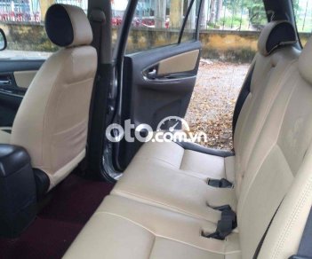 Toyota Innova 2013 - Xe màu bạc giá cạnh tranh