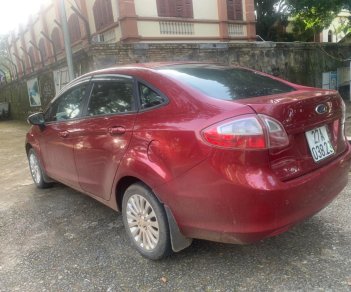 Ford Fiesta 2011 - Bán xe màu đỏ