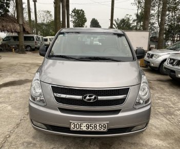 Hyundai Grand Starex 2015 - Bán xe 9 chỗ, máy xăng, số sàn