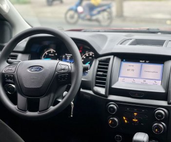 Ford Ranger 2021 - Màu đỏ, giá 715tr