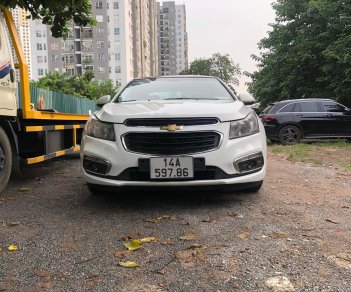 Chevrolet Cruze 2017 - Màu trắng, số sàn giá ưu đãi