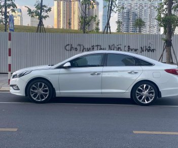 Hyundai Sonata 2016 - Màu trắng, nhập khẩu