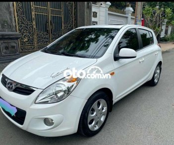 Hyundai i20 2011 - Màu trắng, nhập khẩu nguyên chiếc