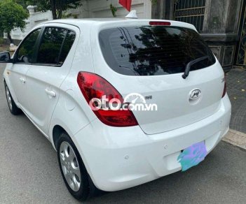 Hyundai i20 2011 - Màu trắng, nhập khẩu nguyên chiếc