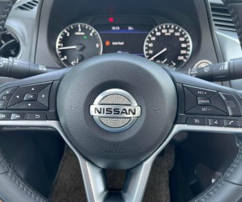 Nissan Navara 2021 - Màu trắng, giá chỉ 776 triệu