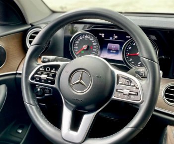 Mercedes-Benz E200 2019 - Biển Hà Nội, xe nguyên bản