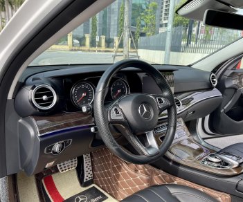 Mercedes-Benz E250 2016 - Chính 1 chủ từ mới - Gốc Hà Nội, đi đúng 4,5 vạn km xịn