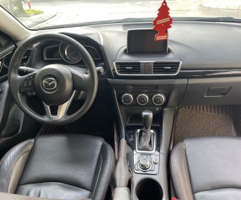 Mazda 3 2017 - Biển thành phố