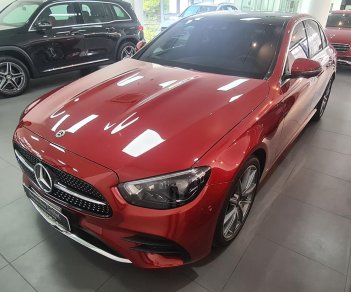 Mercedes-Benz 2021 - Màu đỏ, siêu lướt chính hãng