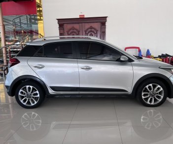 Hyundai VT260 2015 - Nhập khẩu, cực đẹp, thiết kế hiện đại