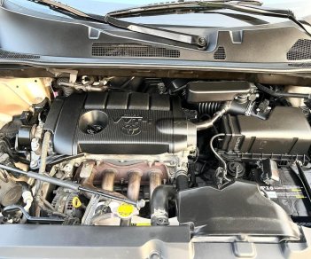 Toyota Highlander 2011 - Nhập Mỹ, loại form mới màu vàng cát, full đồ chơi cao cấp cửa sổ trời