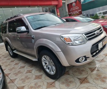 Ford Everest 2013 - Cần bán xe máy dầu, số tự động