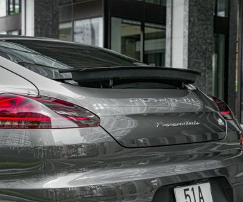 Porsche Panamera 2013 - Xe cục keeng bao đâm đụng, thuỷ kích, rã máy