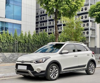 Hyundai i20 Active 2015 - Màu trắng nhập Ấn