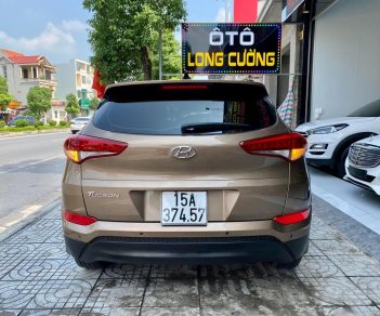 Hyundai Tucson 2018 - Màu vàng cát