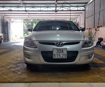 Hyundai i30 2008 - Màu bạc xe gia đình, giá cực tốt