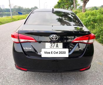 Toyota Vios 2020 - Xe màu đen 