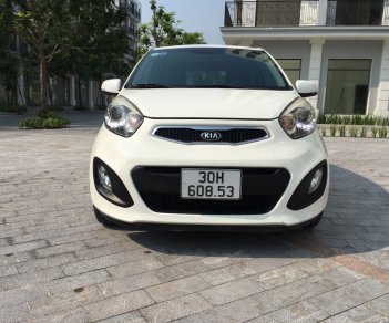 Kia Picanto 2014 - Xe màu trắng, dòng xe nhỏ gọn dễ di chuyển