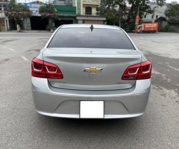 Chevrolet Cruze 2015 - Form mới 2016, màu bạc, số tay, chính chủ, đúng 5v km xịn. Xe quá chất lượng